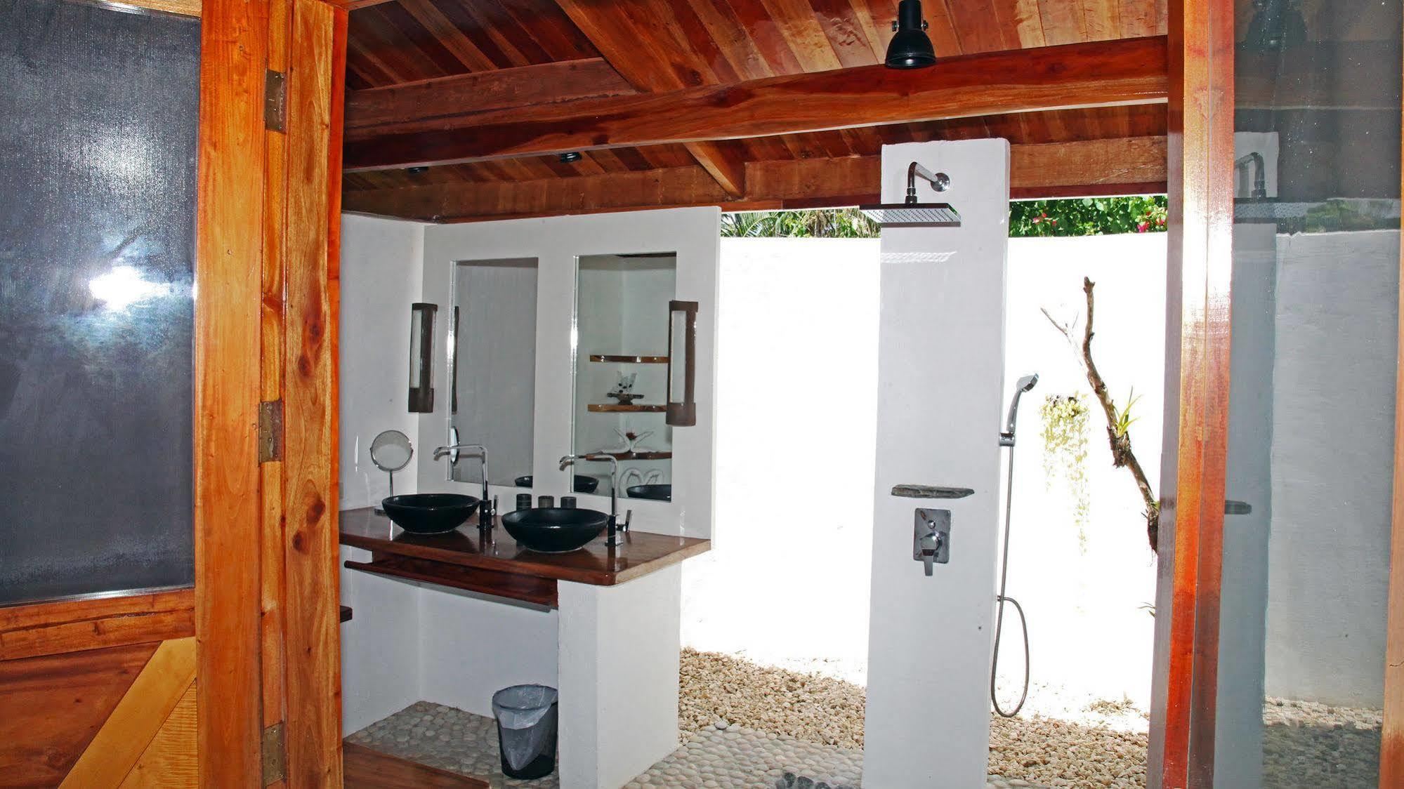 Kawayan Holiday Resort Siquijor Exterior photo